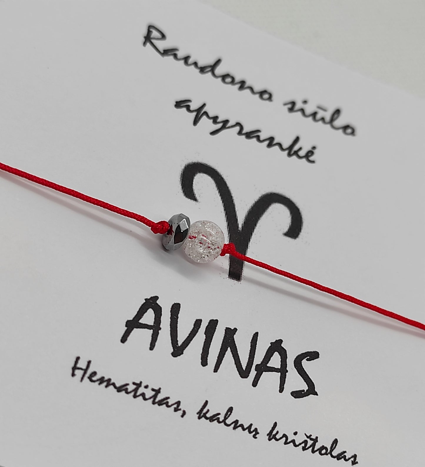 Raudono siūlo apyrankė "Avinas"